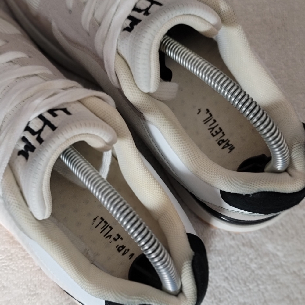 Marleylilly Monogrammed Neutral Classic. Wmns 8. - Picture 13 of 15